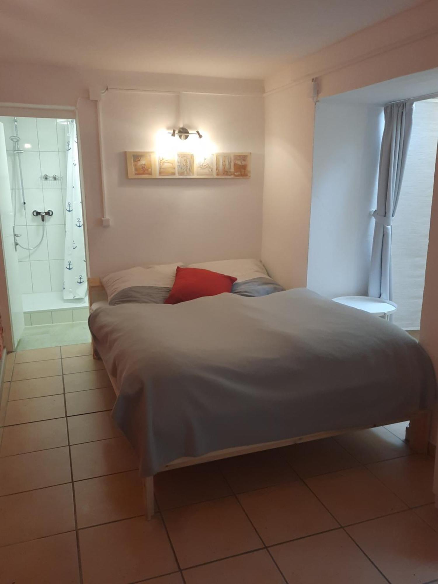 Gemuetliches Studio-apartment Fuer 2 Personen In Toplage Apartment Köln
